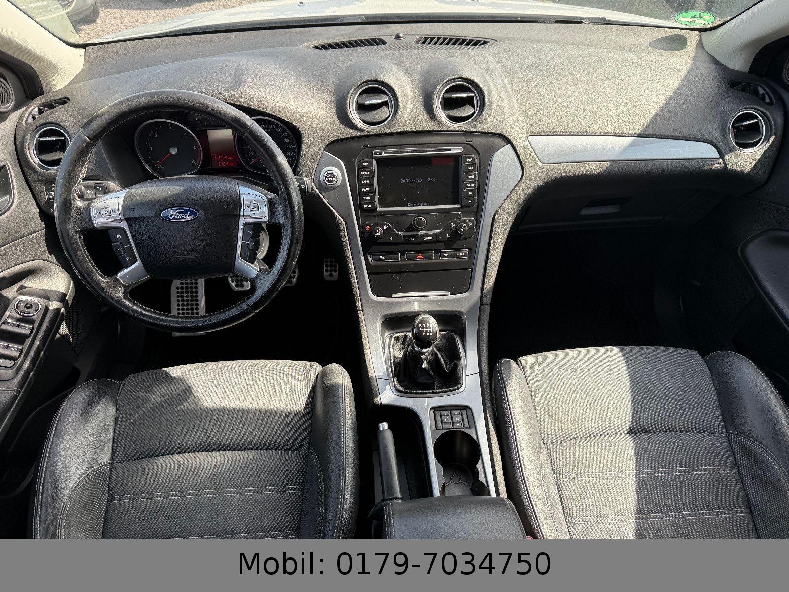 Ford Mondeo 2012 — photo 11