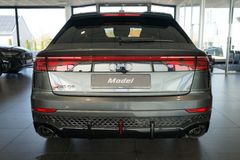 AUDI RSQ8 performance | RS-Dynamik+ | Pano | 305 km/h AUDI RSQ8 performance | RS-Dynamik+ | Pano | 305 km/h