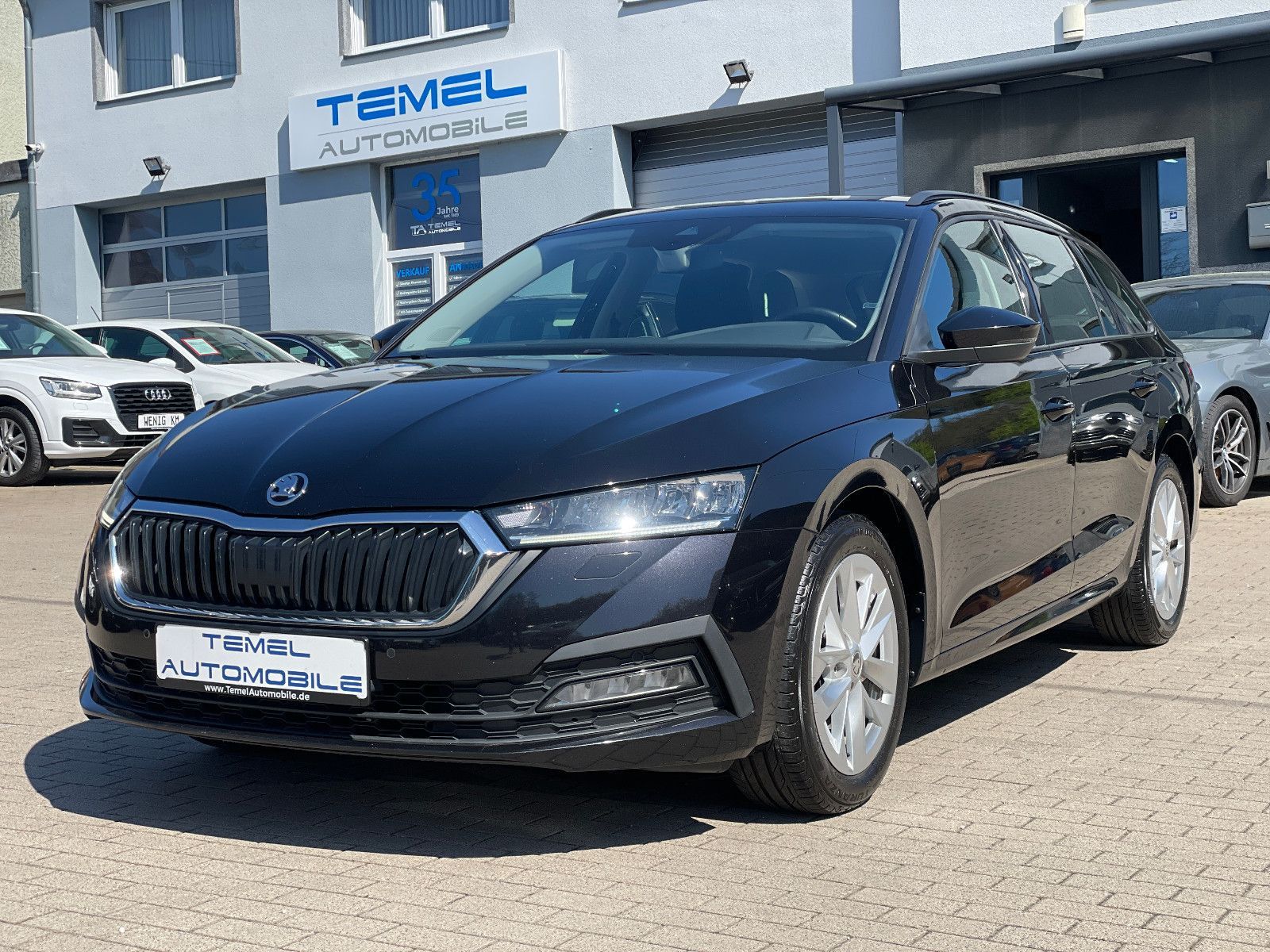 Skoda Octavia Combi Ambition*8xFach*Scheckheft*Navi*