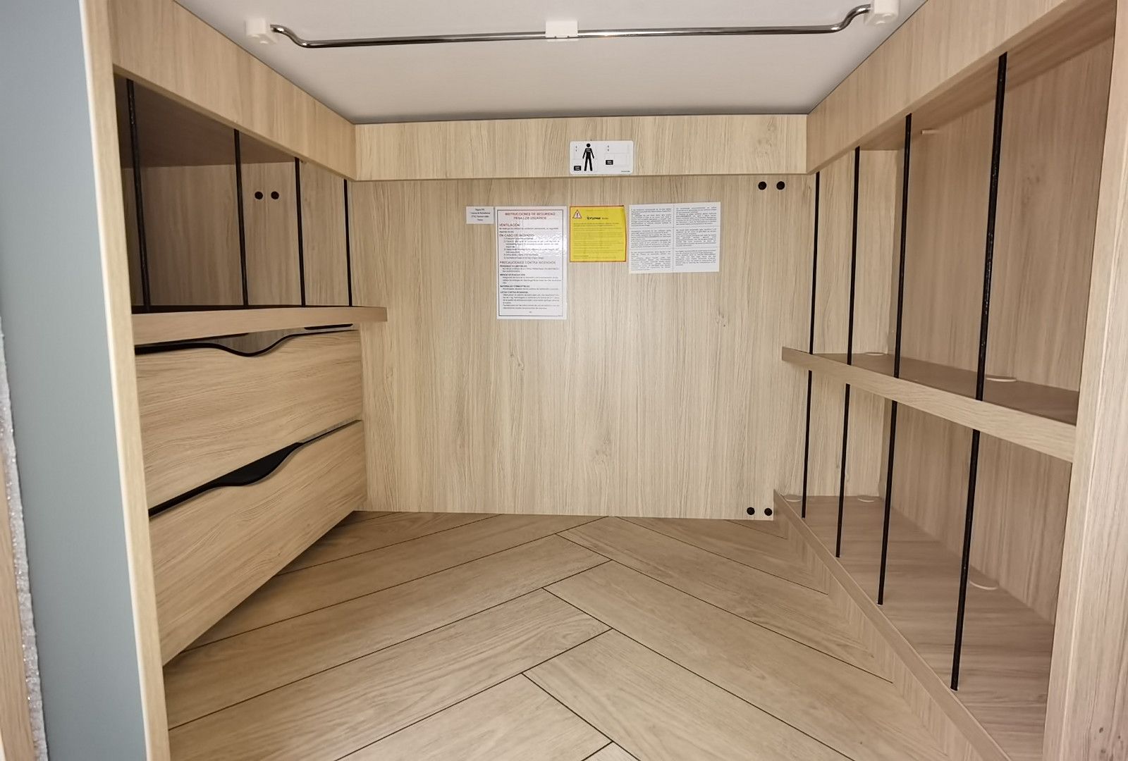 Fahrzeugabbildung Challenger X250