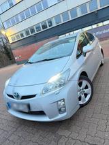 Toyota Prius Hybrid 1.8 150000 kms Too Zu... - Toyota Prius in Hamburg