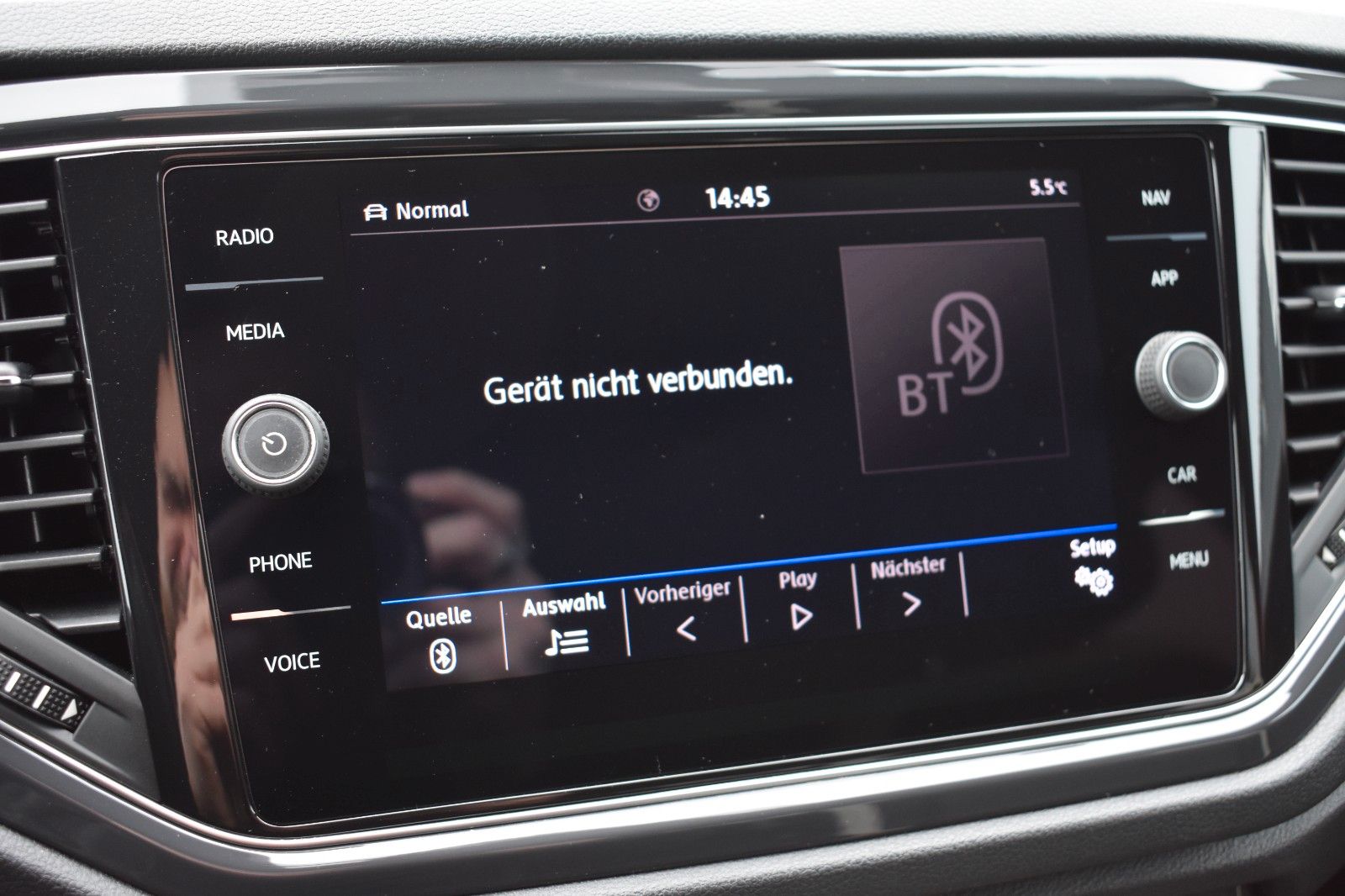 Fahrzeugabbildung Volkswagen T-Roc Sport 4Motion LED AHK Applecar Automatik