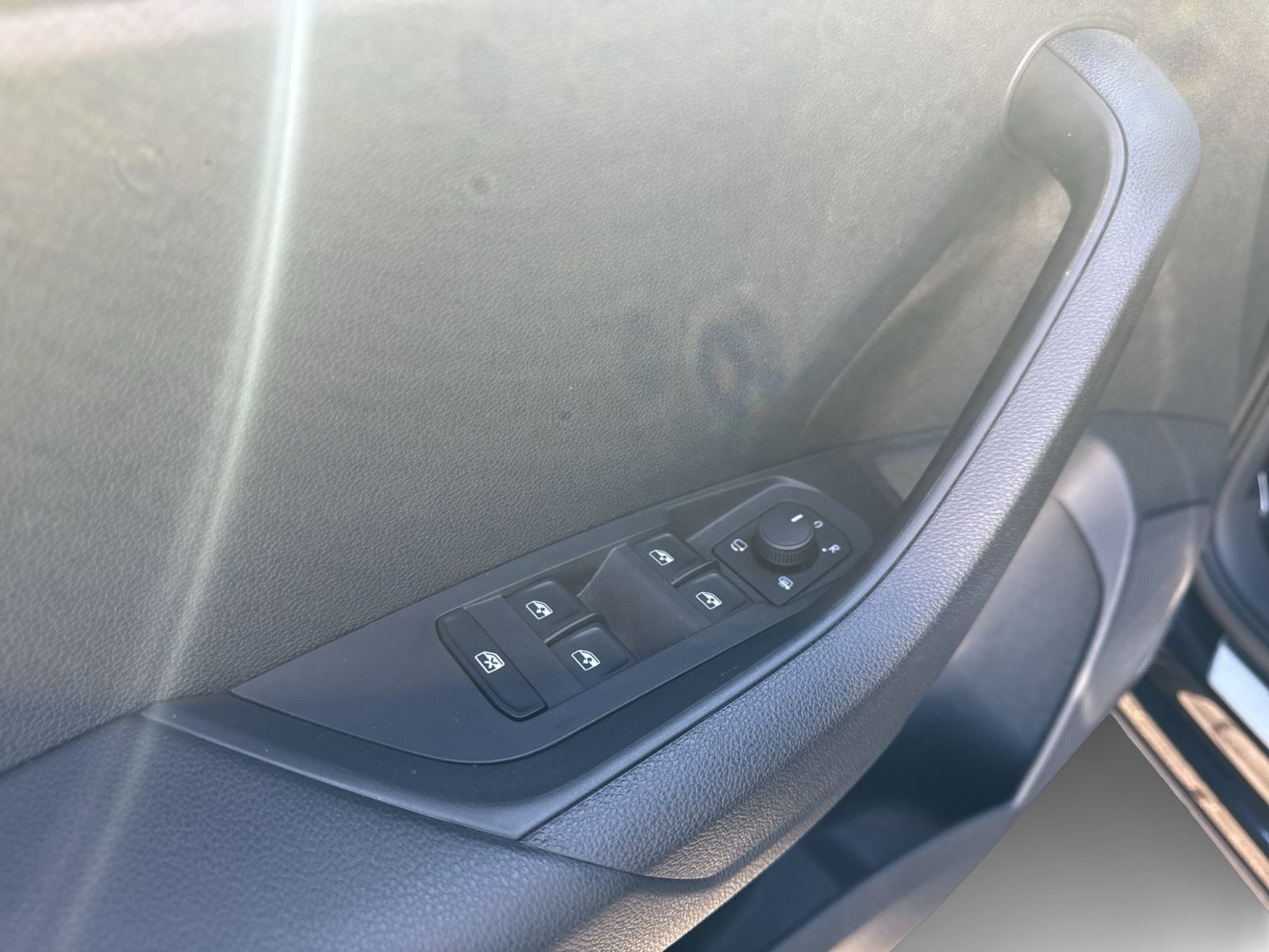 Karoq 1.5 TSI Sportline, AHK, Lane Assist, Amund