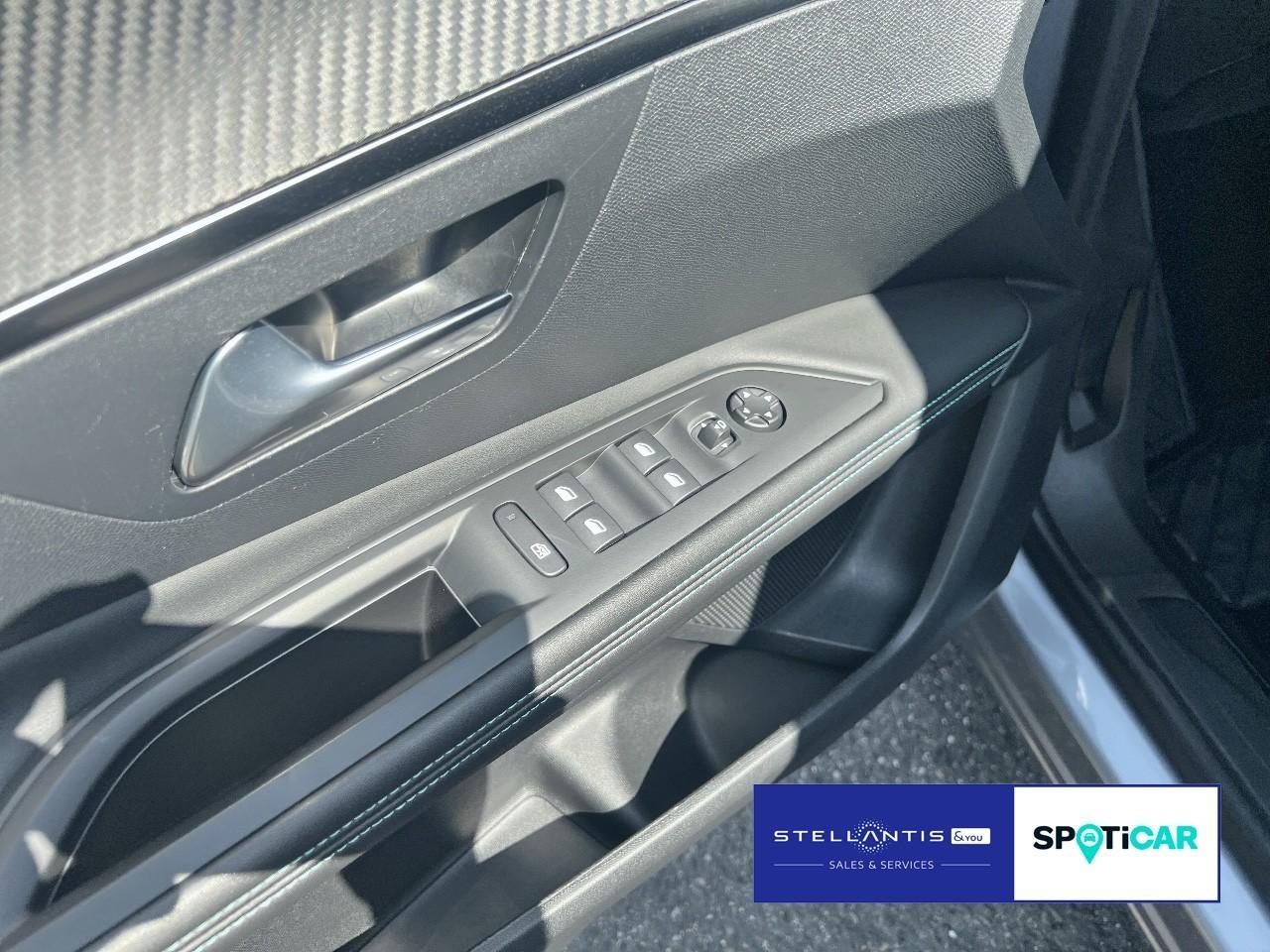 Peugeot 3008 Allure PT 130 EAT8 Sitzheiz ACC Kamera Carp