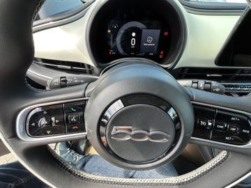 Fiat 500 1.0 Hybrid La Prima KAMERA LED PANO PDC