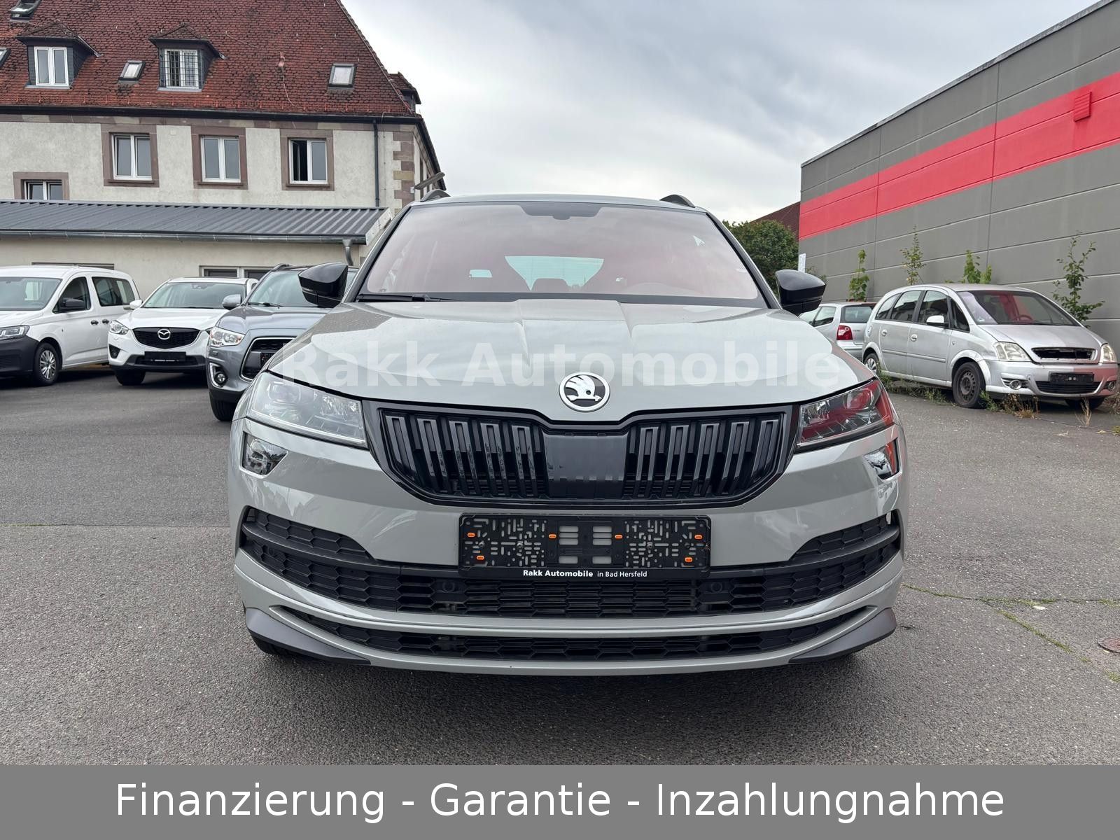 Fahrzeugabbildung SKODA Karoq SportLine 4x4-ACC-PANO-VIRTUAL-KAM-SHZ-LED