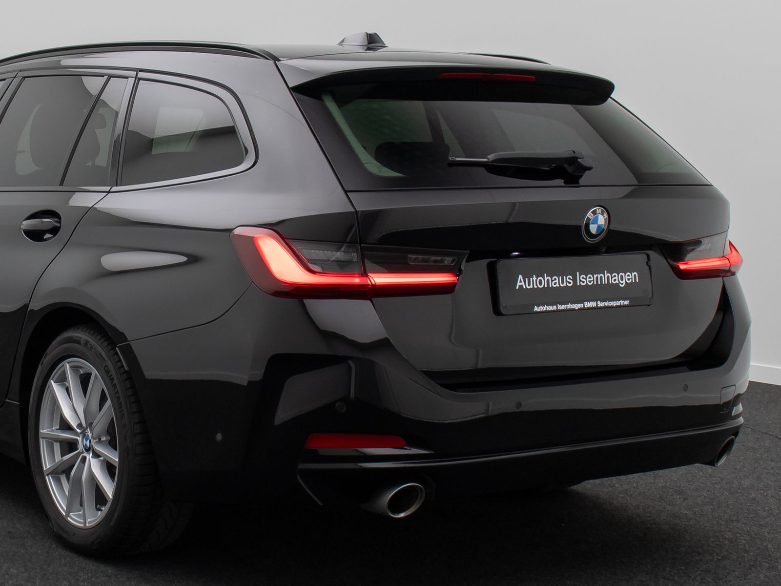 Fahrzeugabbildung BMW 318i Kamera DAB HiFi CockPit+ Geschwindigkeitsre