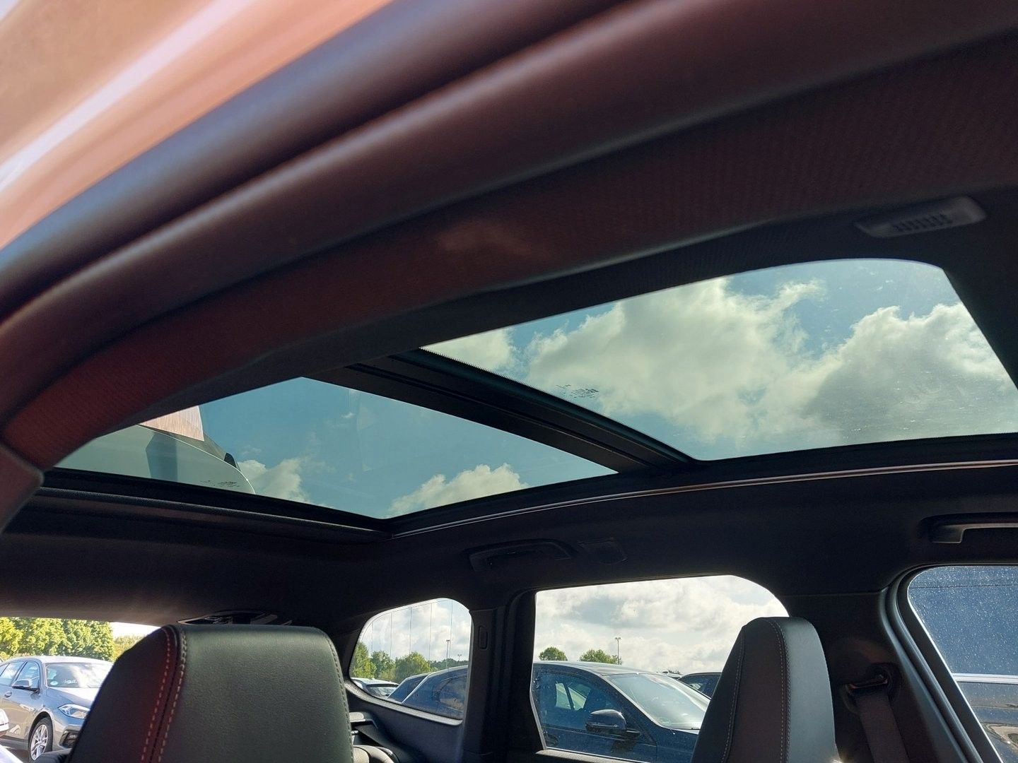 Fahrzeugabbildung BMW X1 18 i sDrive M Sport Pano H&k Memory ACC Leder