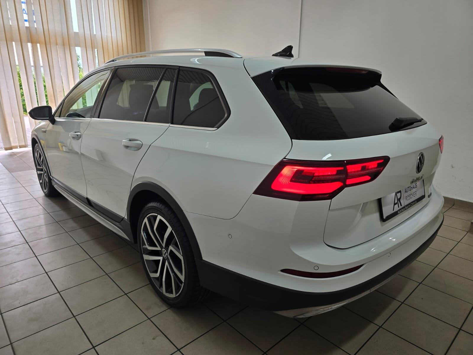 Volkswagen Golf VIII Variant Alltrack 4M IQ Light Standheiz, миниатюра 2