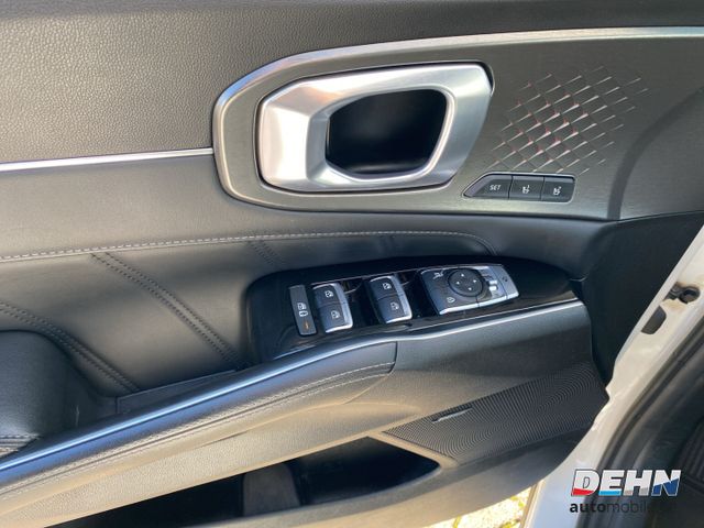 Kia Sorento 2.2 CRDi 4WD Platinum Pano HUD