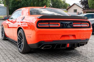 Dodge Challenger - 6