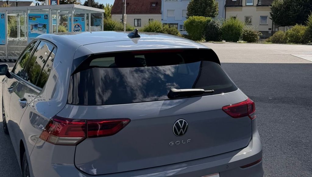 Image of Volkswagen Golf