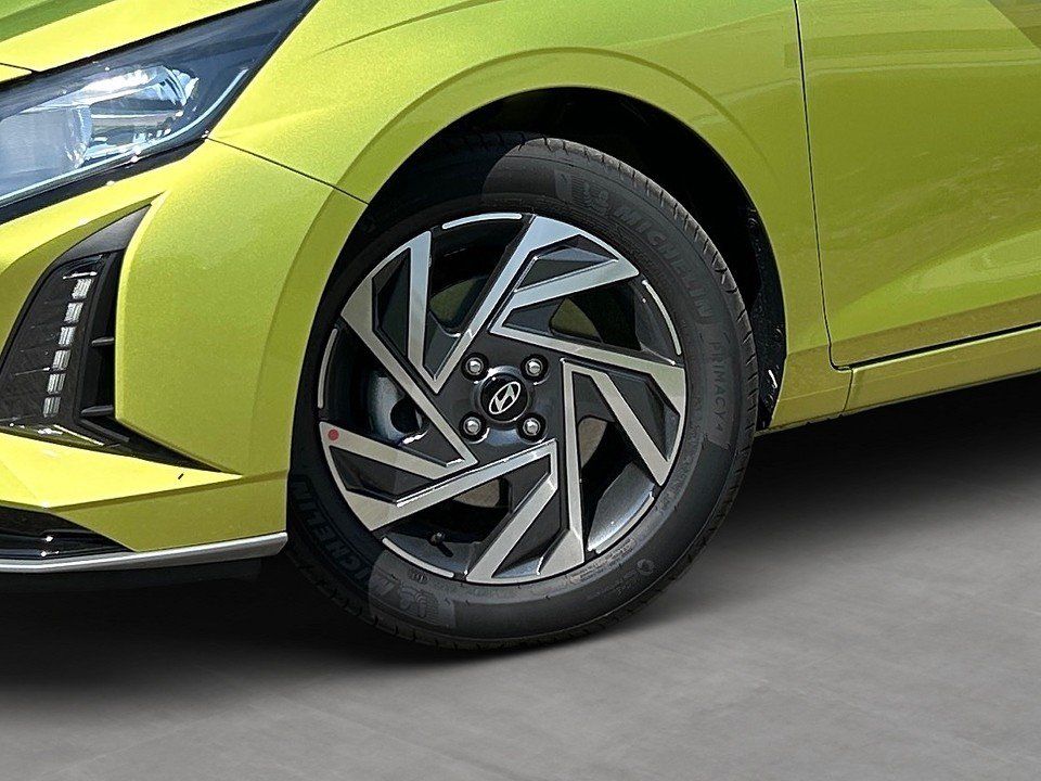 Fahrzeugabbildung Hyundai i20 MY25 1.0T 7DCT TREND TZ NAV+CARPLAY+KAMERA++