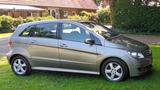 Mercedes-Benz B 170 Automatik, Alufelgen, Klimaanlage - graue Mercedes-Benz B 170