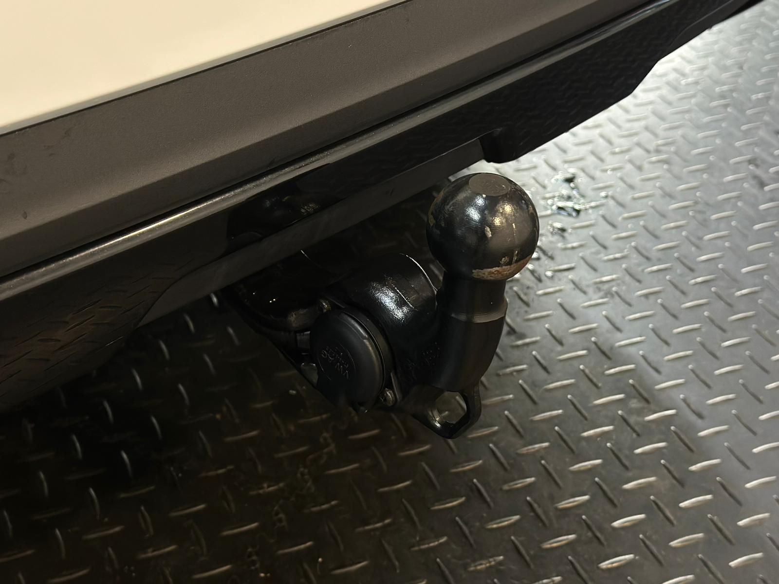 SKODA Kamiq 1.0TSI MONTE CARLO* MATRIX#PANO#AHK#KEYLES - Image 24