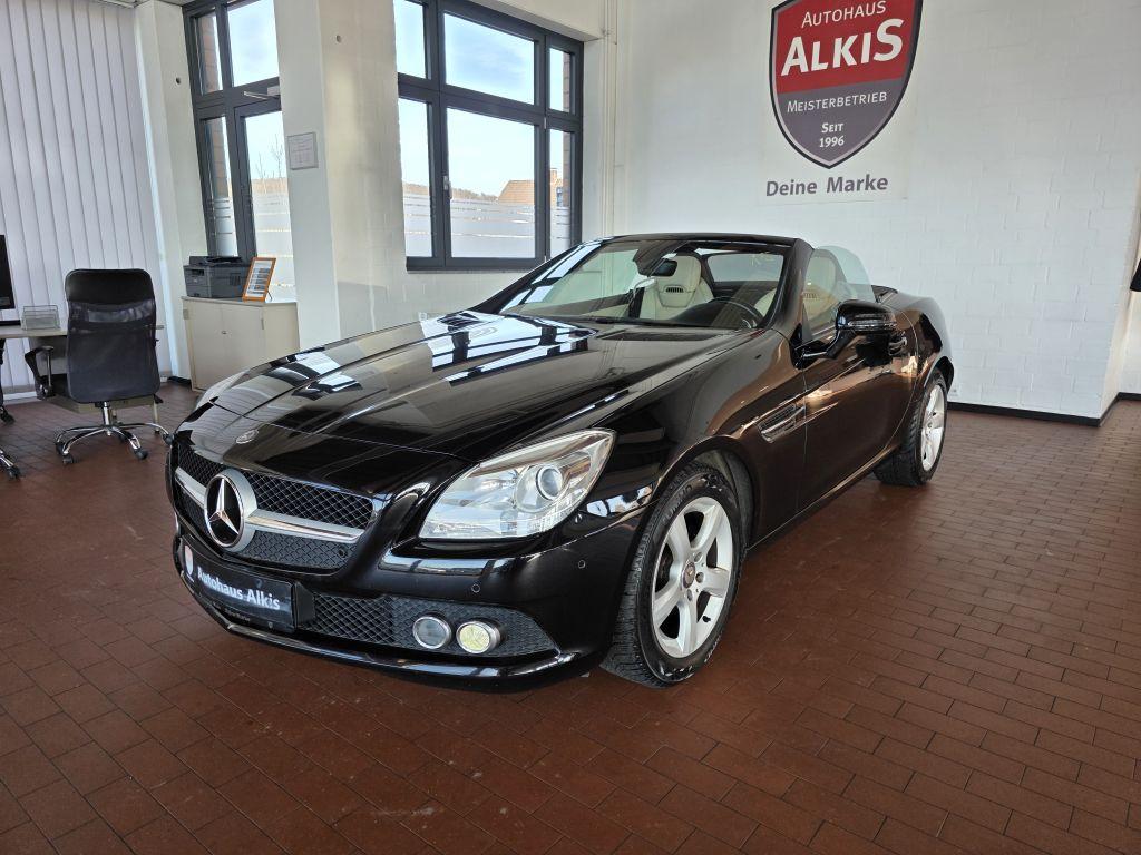 Mercedes-Benz SLK 200 7G-TRONIC+PARKTRONIC+Navi+AIRSCARF+Sport