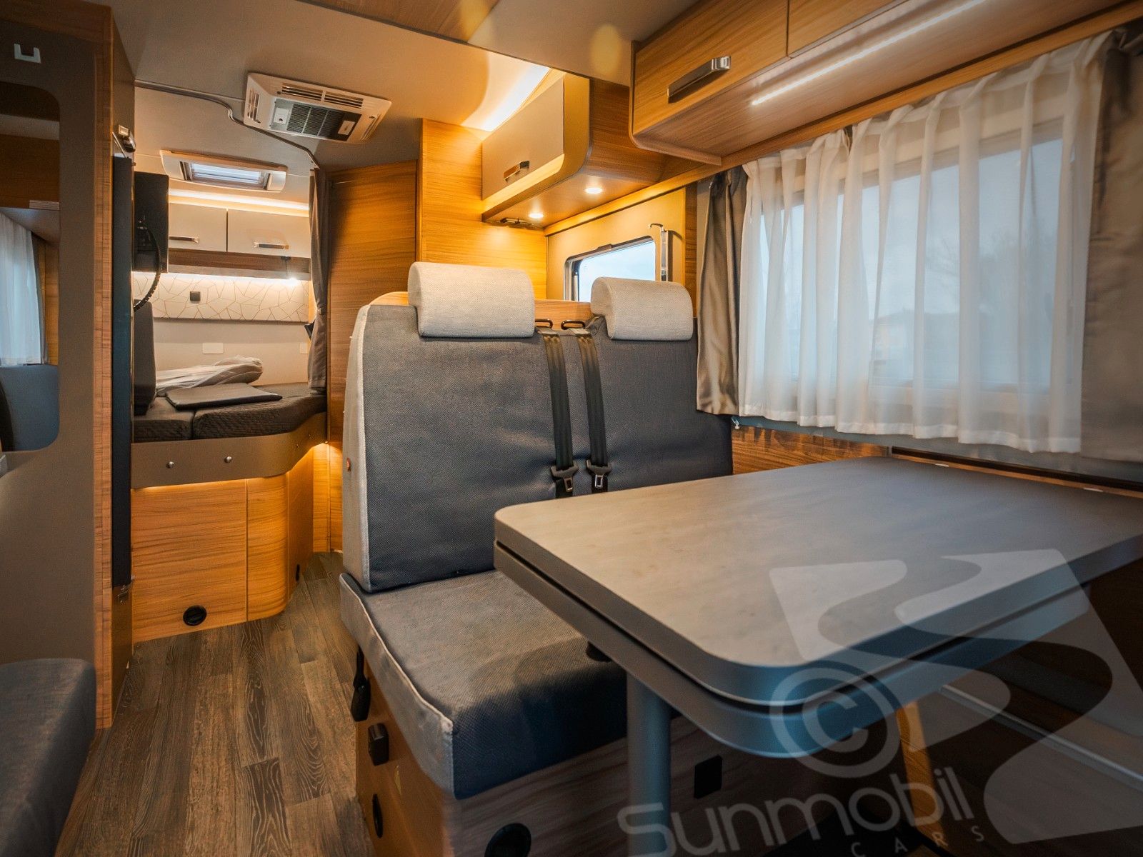 Fahrzeugabbildung Weinsberg CaraSuite FORD 650 MF #SAT #KLIMA #MEDIA #VOLL