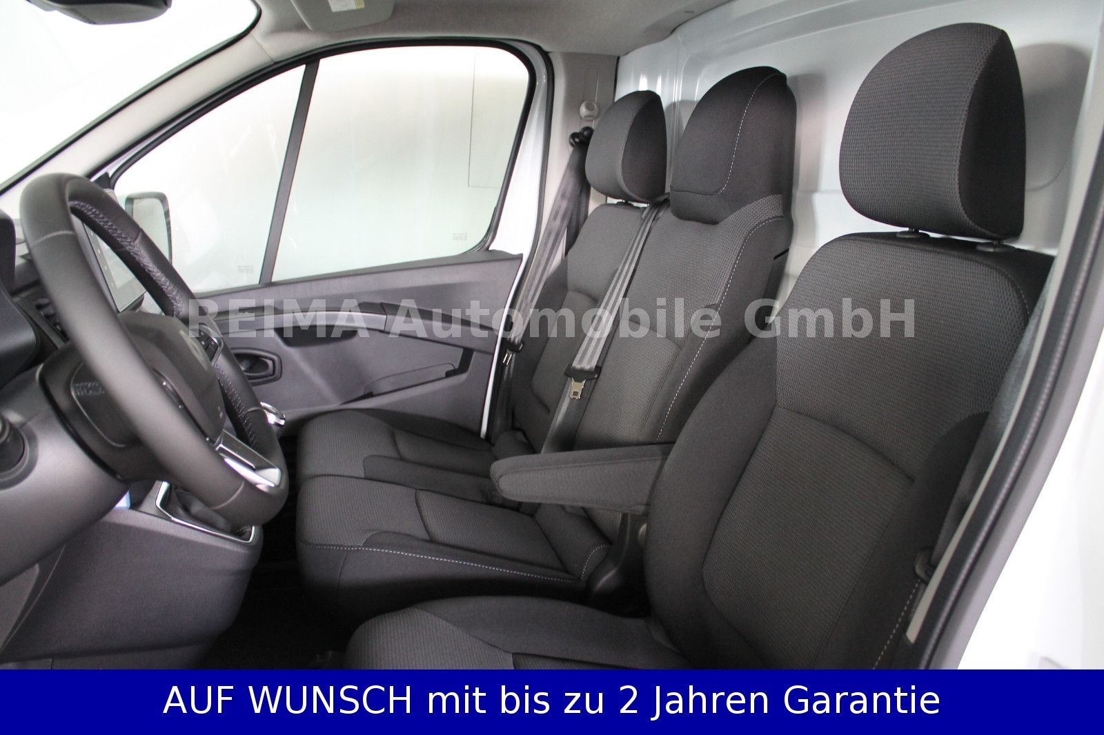 Fahrzeugabbildung Renault Trafic Kasten L2/H1 3,0t, LED, AHK, Kamera,Navi