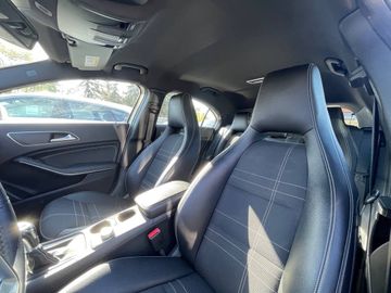 Fahrzeugabbildung Mercedes-Benz A 200 CDI Urban BlueEfficiency*Tempomat*Bi-Xenon