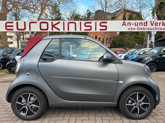 Smart fortwo Cabrio EQ*EXCL*60kW*SHZ*PTS*KAM*22kW