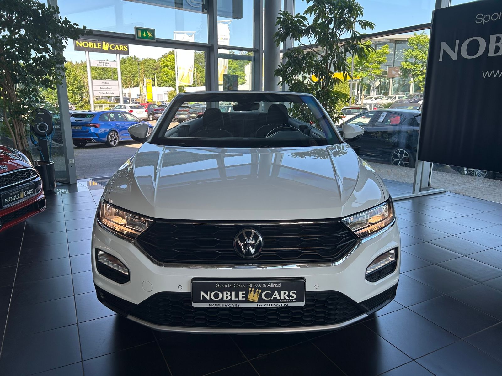 Fahrzeugabbildung Volkswagen T-Roc Cabriolet Style 1.5 TSI DSG StandHz NAVI