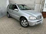 Mercedes-Benz Mercedes ML 320 - Mercedes-Benz ML 320 in Essen