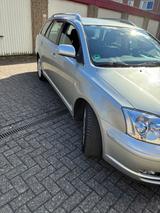 Toyota Avensis 1.8 VVT-i - - Toyota aus 2004