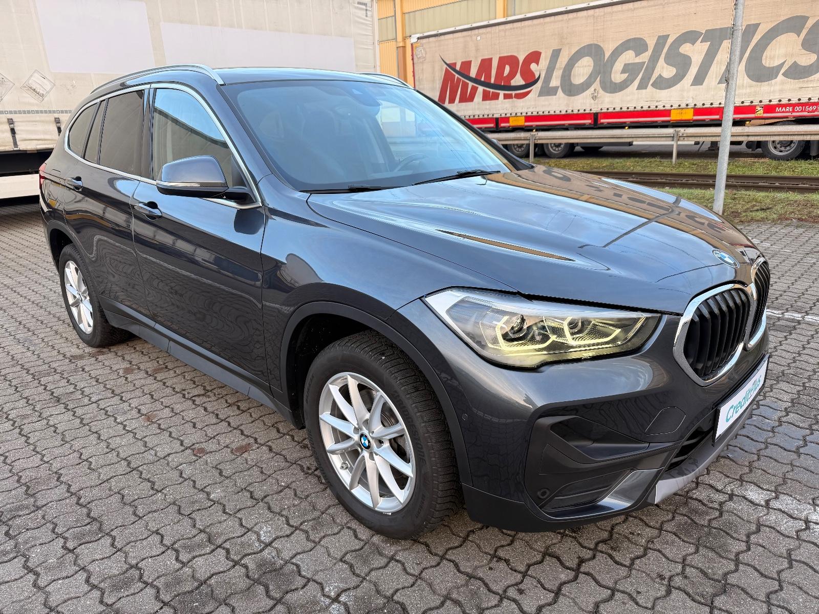 BMW X1 sDrive 18 d Bussines Design/KAM/NAV/PDC!