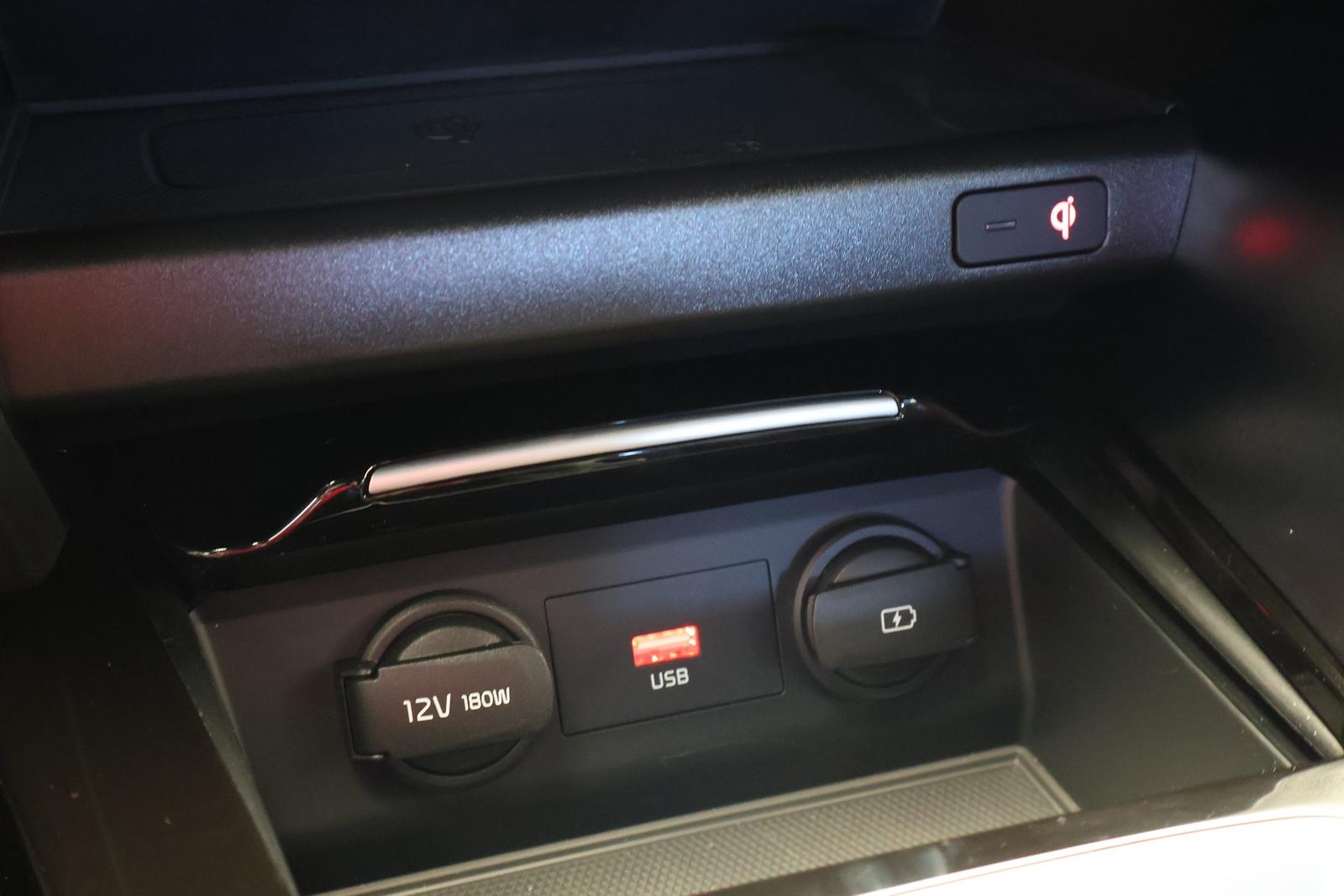 Kia XCeed 1.6 T-GDI Black Edition Bi-LED AHK Kamera