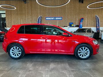 Volkswagen Golf VII Lim. Lounge BMT *PDC*