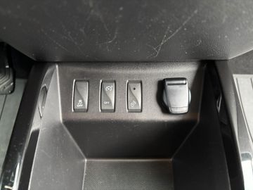 Dacia Spring Extreme Electric 65