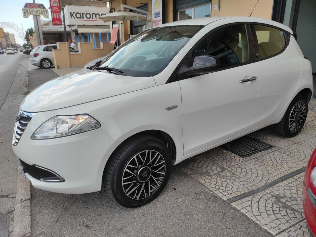 Image of Lancia Ypsilon