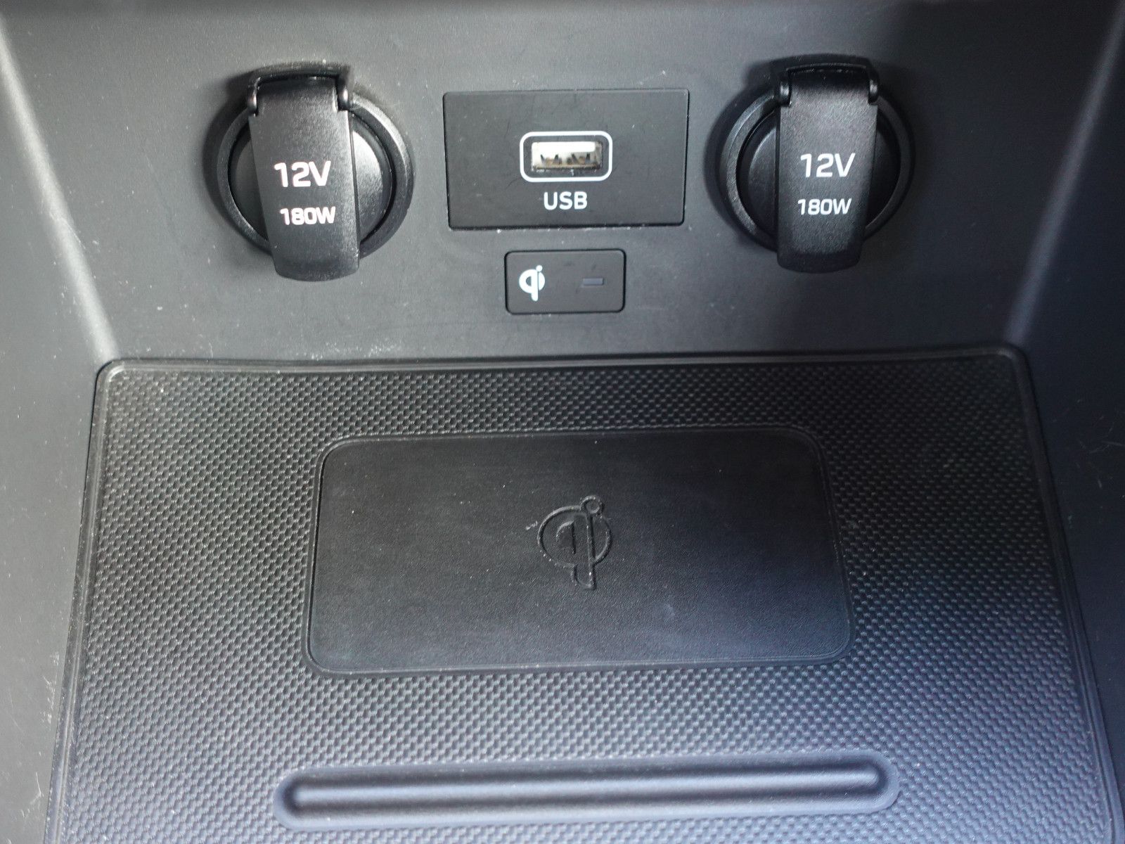 Fahrzeugabbildung Hyundai i30cw Trend 1.5TGDI AUTOMATIK,Navi,Kamera,Sitzhz