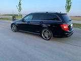 Mercedes-Benz C 63 AMG C 63 T AMG AMG - gebrauchte Mercedes-Benz C 63 AMG aus dem Jahr 2013
