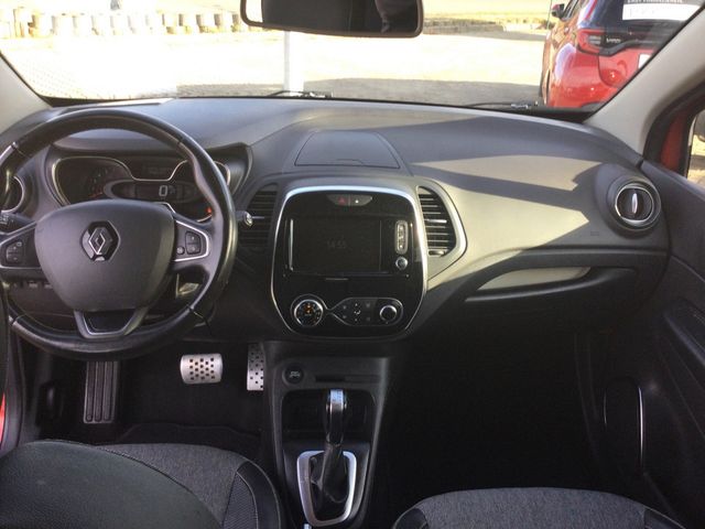 Captur 1.2 Intens KLIMA PDC SHZ KAMERA NAVI LED