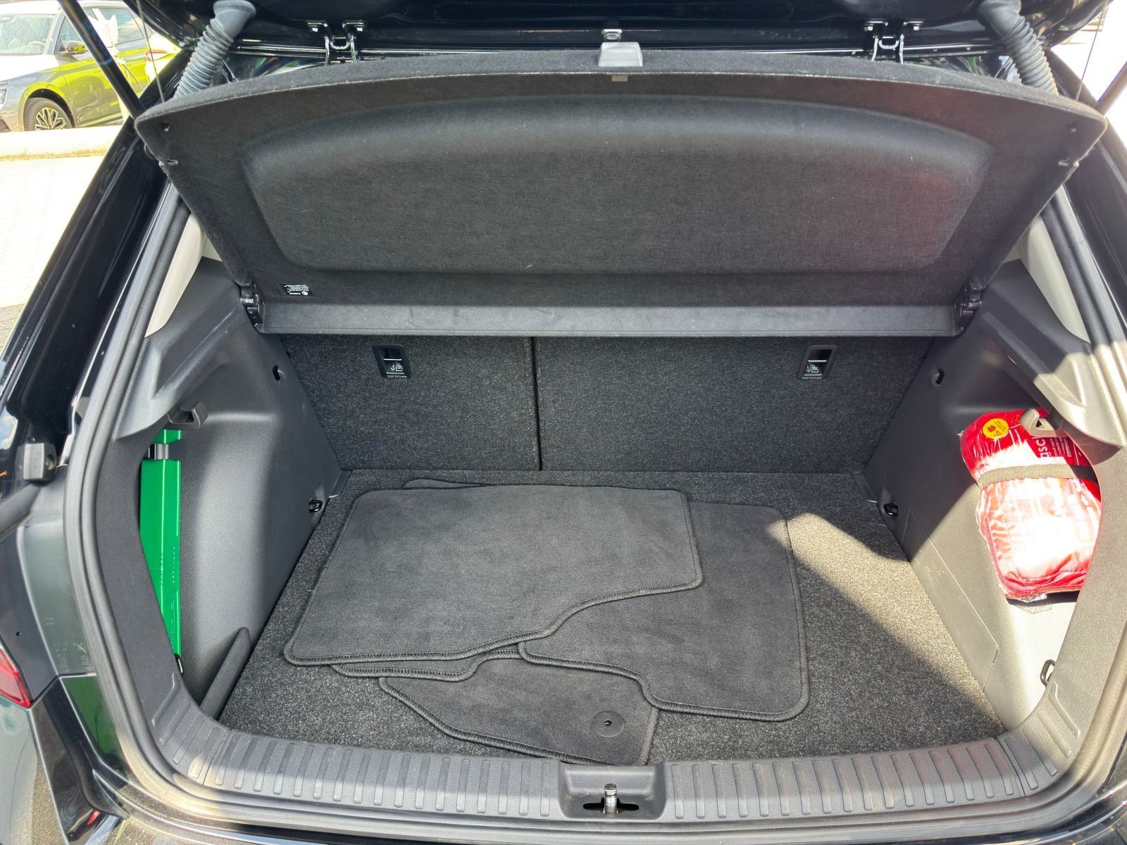Fahrzeugabbildung SKODA Fabia 110PS 6-Gang*PDC*behFro*Allwetter