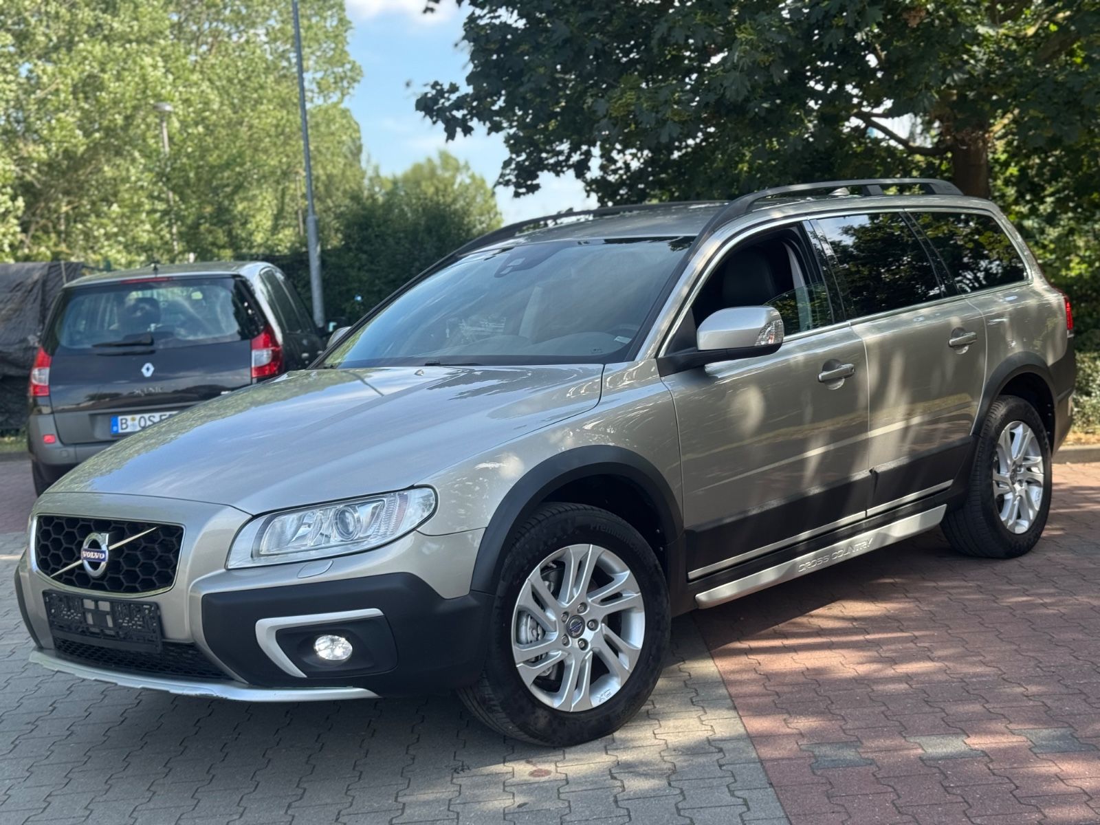 Volvo Volvo XC70 Cross Country D4 Momentum/H&K/STANDH/AH