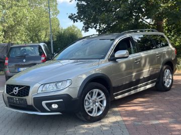 Volvo XC70 - 1