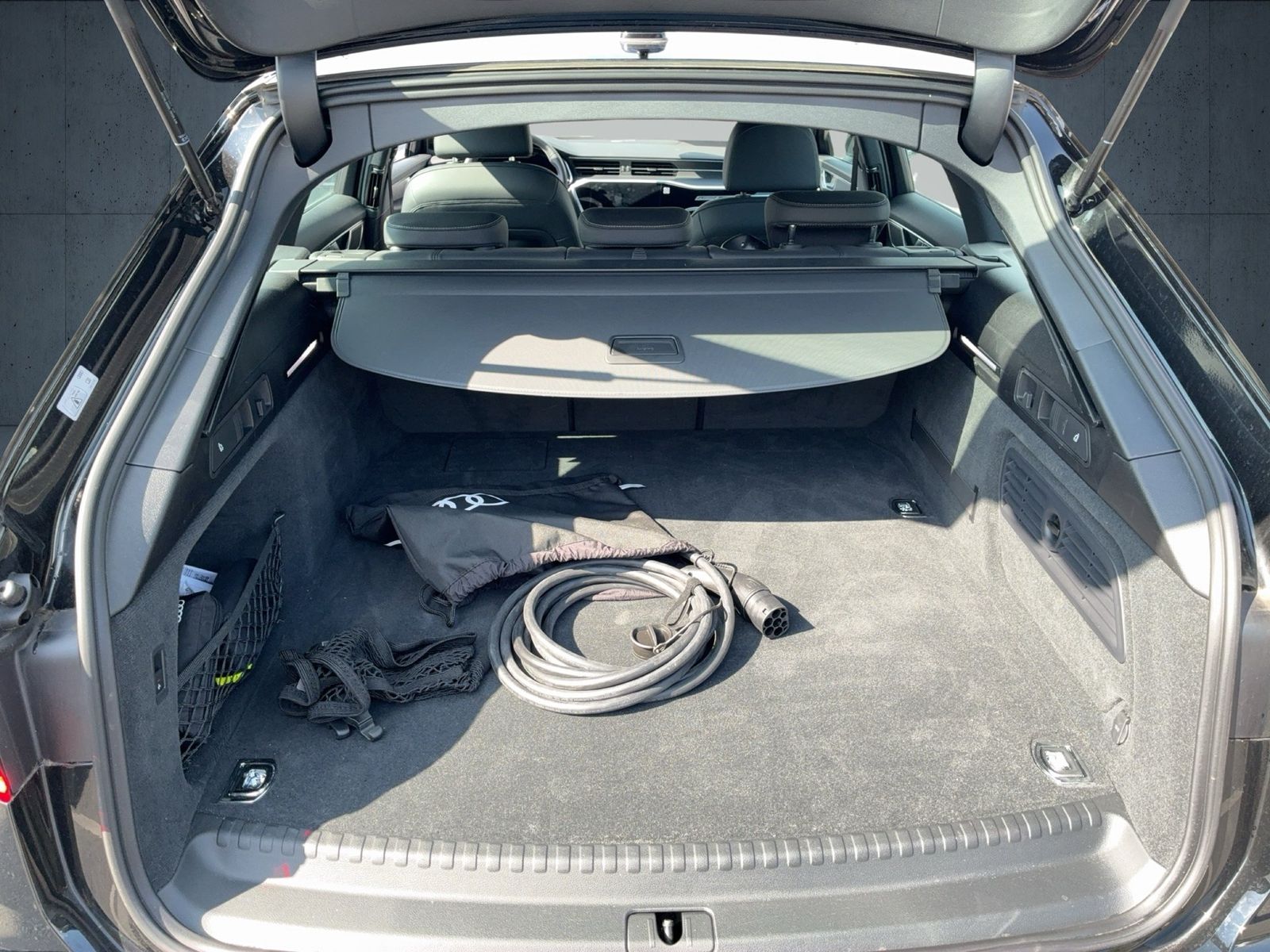 Audi A6 - Bild 14