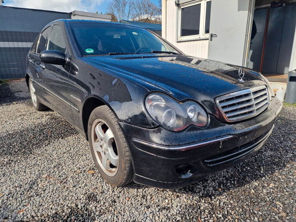 Mercedes-Benz C 200