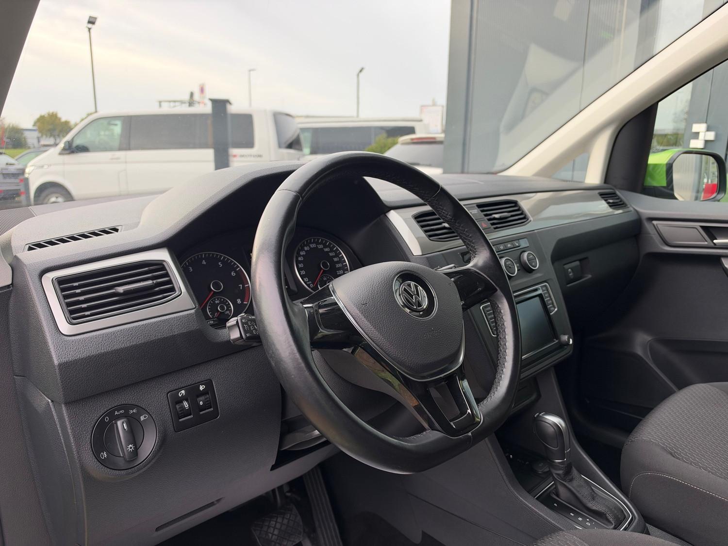 Volkswagen Caddy Trendline BMT BDC AHK LM 7-SITZER 2Hd!