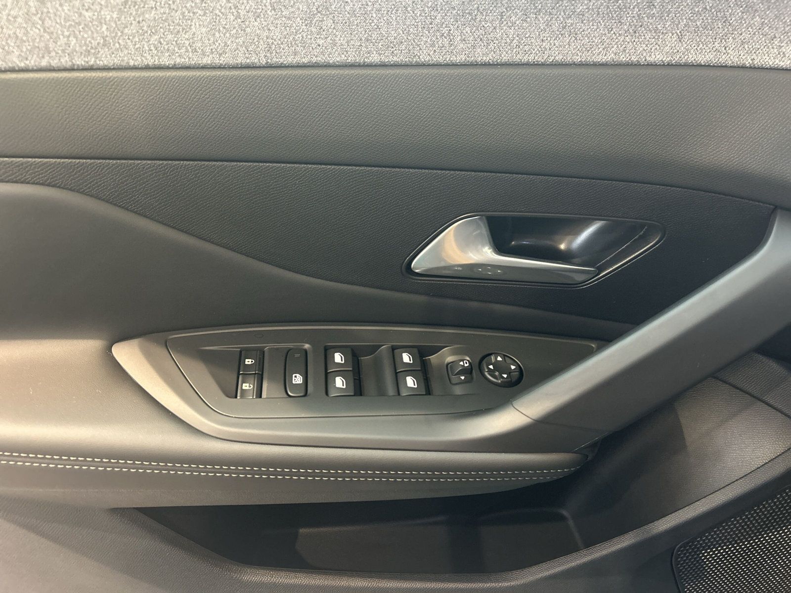 Peugeot 308 - Bild 12