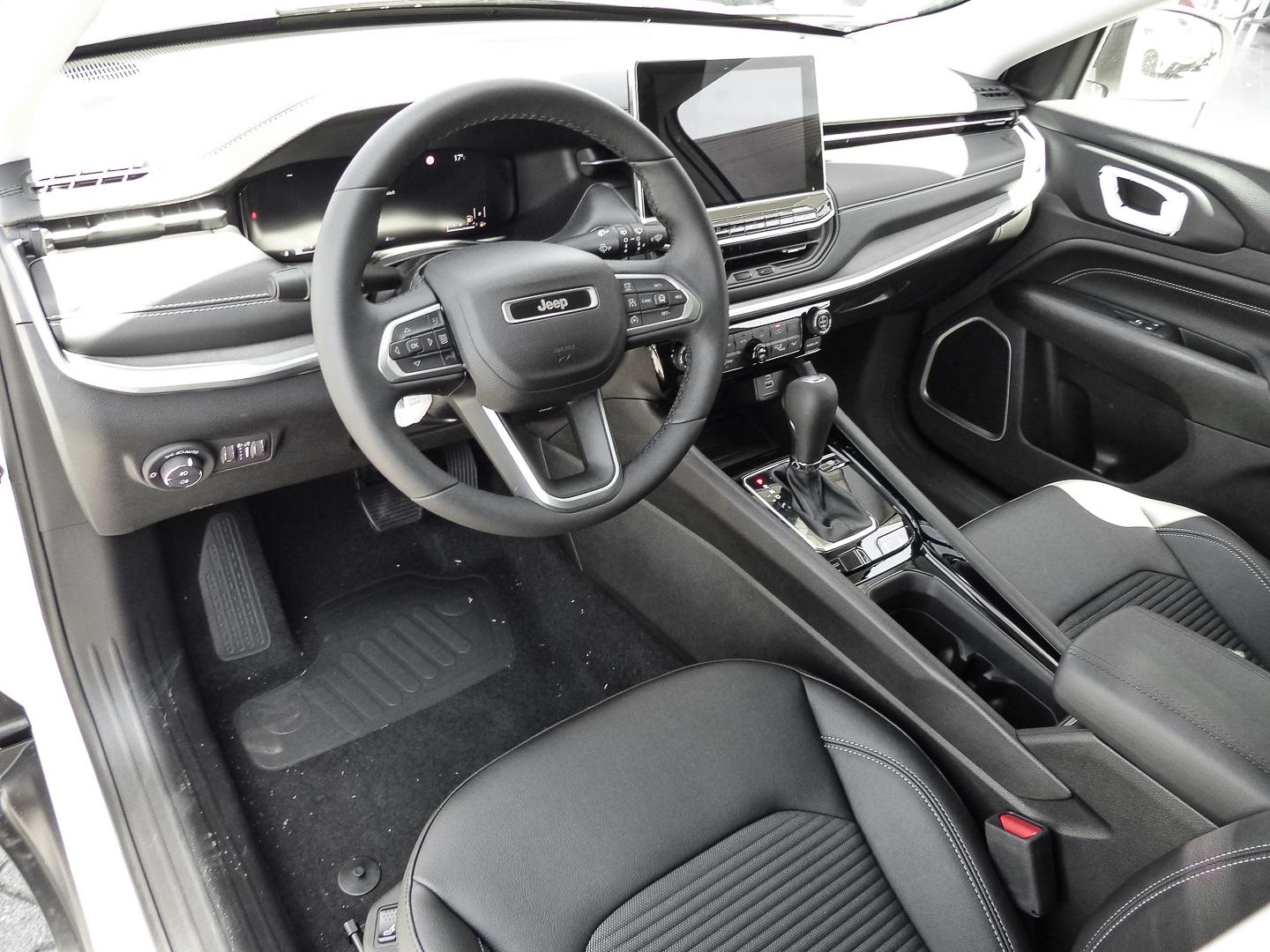 Jeep Compass Limited Mild-Hybrid Premium Park-Komfort
