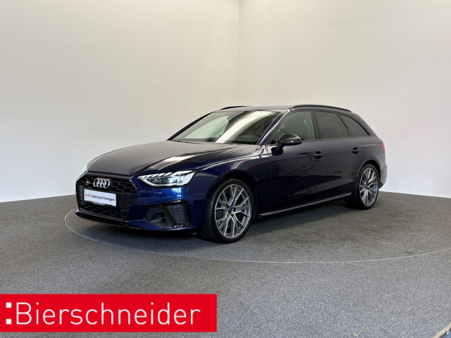 Audi S4 Avant MATRIX 19 PANO UMGEBUNGSKAMERA AHK B&O 