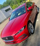 Jaguar XE P300 S AWD S