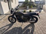 Triumph Street Twin  - TRIUMPH STREET TWIN