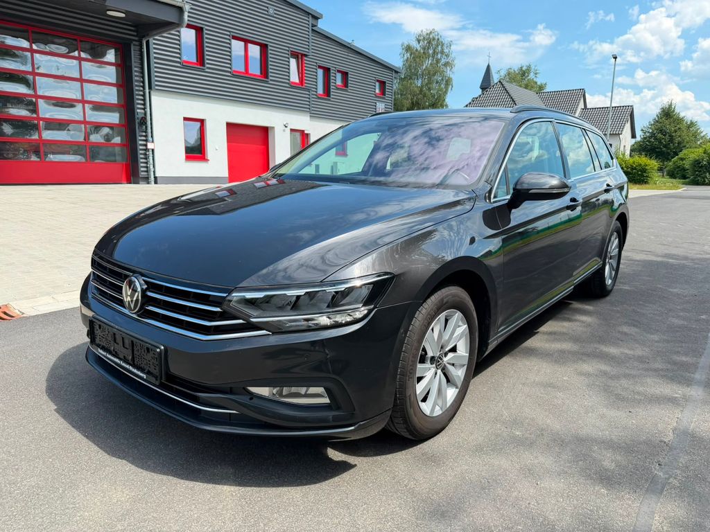 Image of Volkswagen Passat Variant