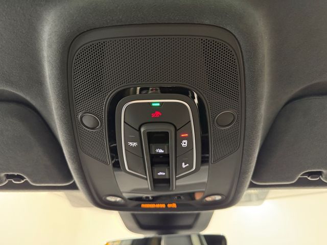RS Q8 HD MATRIX+AHK+SAGA+LUFT+PANO+WABEN+B&O+HUD
