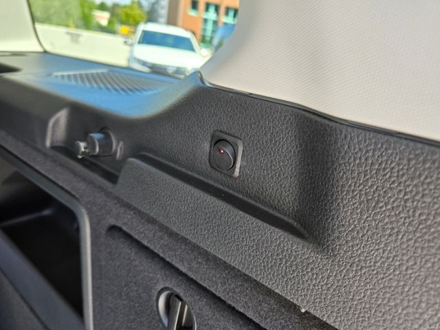 Fahrzeugabbildung Volkswagen Caddy Maxi Heckeinstieg Rollstuhl