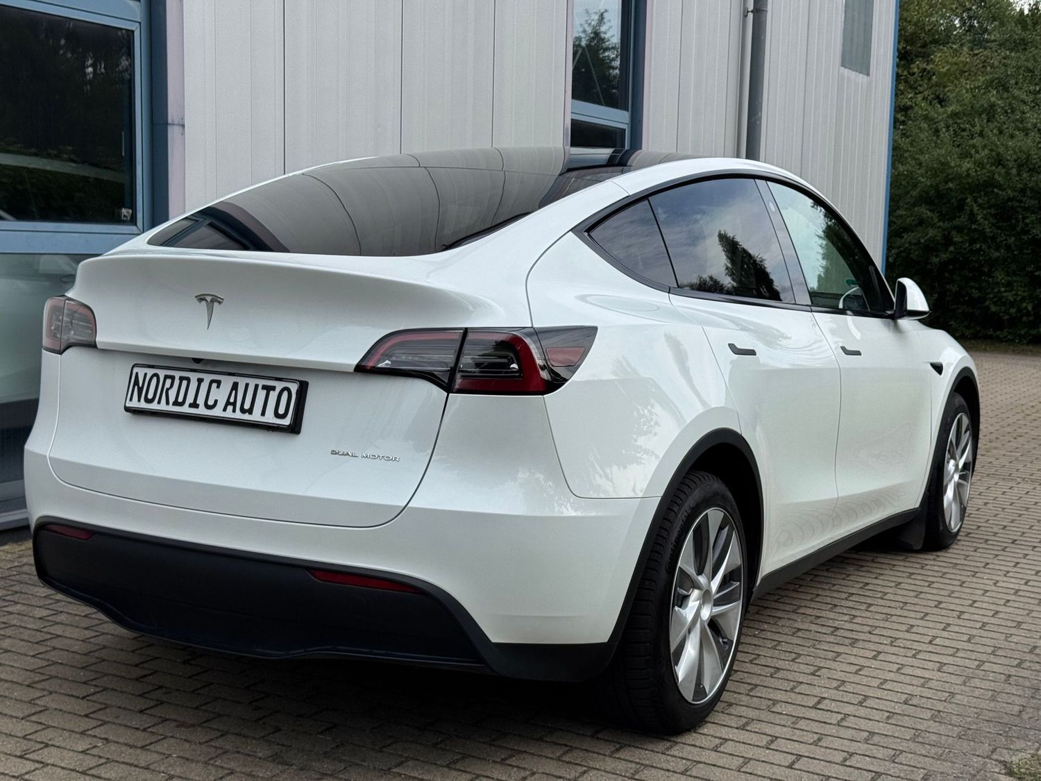 Tesla Model Y Long Range Dual AWD AHK 97% SOH foto 7